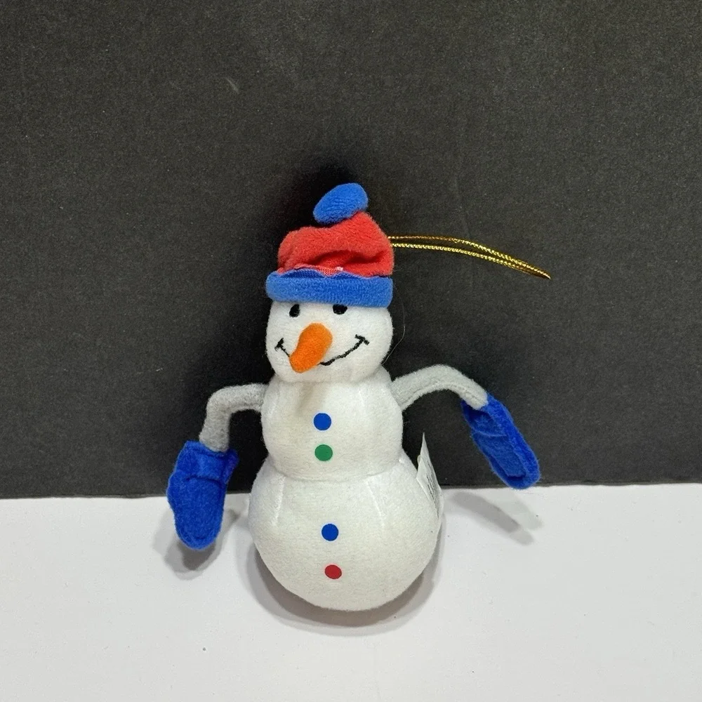 2 HALLMARK MINI KISS KISS COLLECTIBLE VINTAGE SNOWMEN ORNAMENTS Magnetic Noses